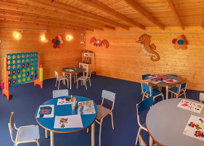 מלון Rh Ifach 4*